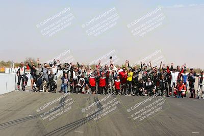 media/Mar-28-2022-Superbike Trackdays (Mon) [[b8603d0f67]]/Around the Pits/